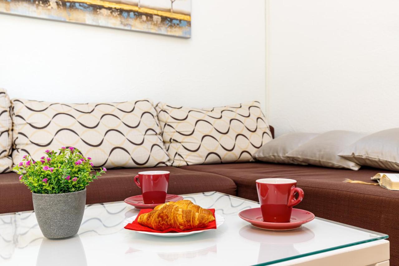 Apartment Kiki 150 Meters To The *