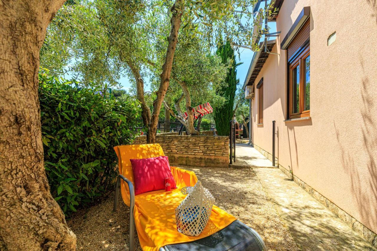 Apartment Kiki 150 Meters To The